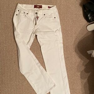 White lucky jeans - cropped - never worn